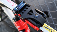 Zámek ULÄC MONOBLADE black - red 2