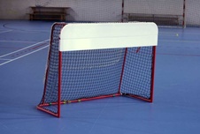 snižovač na florbalovou branku