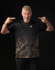 Ess. DIPPED camo 2