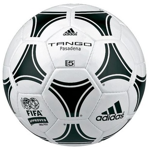 Fotbalové míče Adidas Pasadena